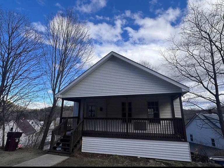 29 Dunton St — Photo 2