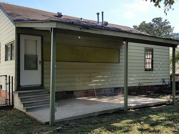 Covered patio