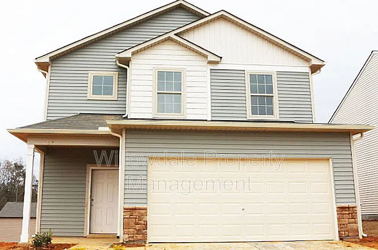 2618 Tummel Ln — Photo 1