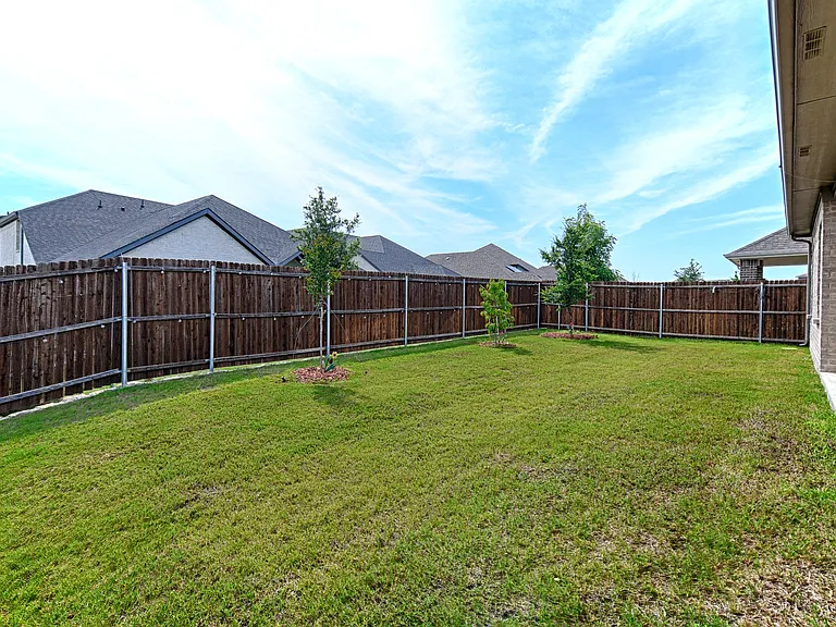 5107 Emerald Hill Dr — Photo 31
