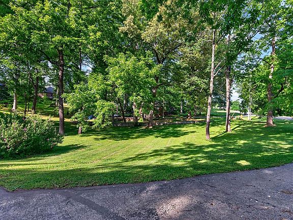 5th image of 220 Patton Rd
