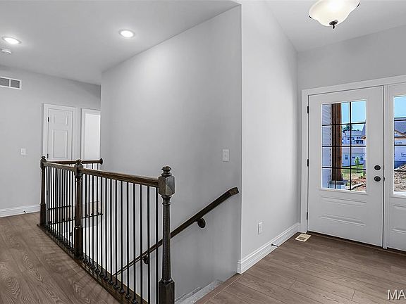 2nd image of 2436 Fiddlers Close Ct #104