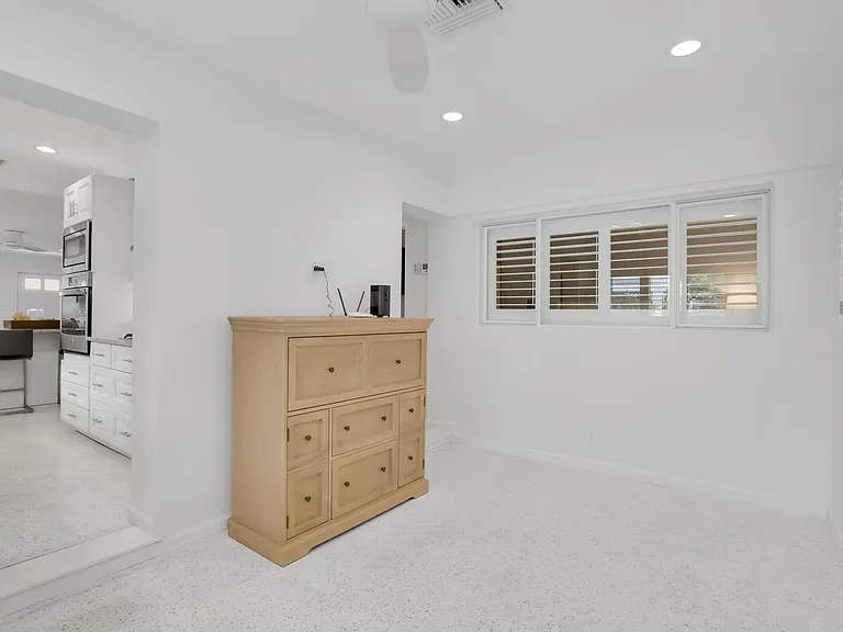 1012 Langer Way — Photo 19