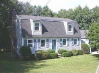 12 Stacey Ln, Goffstown, NH 03045