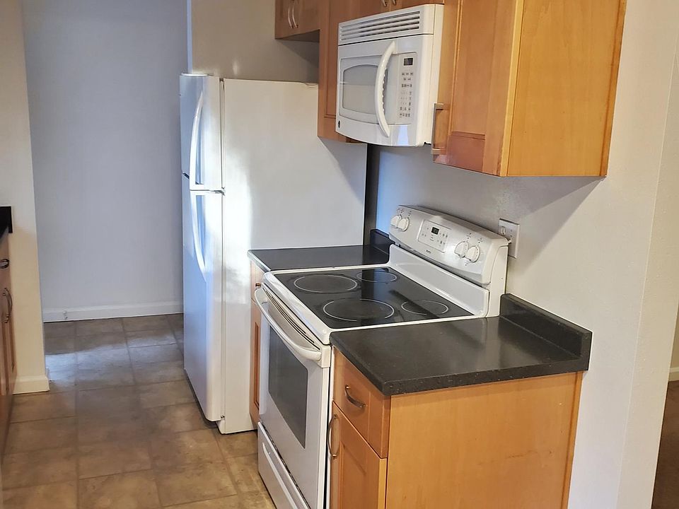 1st image of 5028 212th St SW #C
