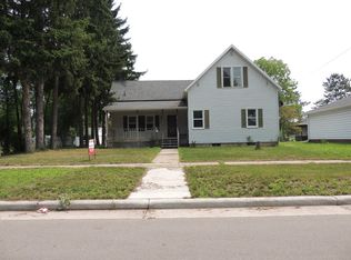 230 S Cranberry Ave, Peshtigo, WI 54157