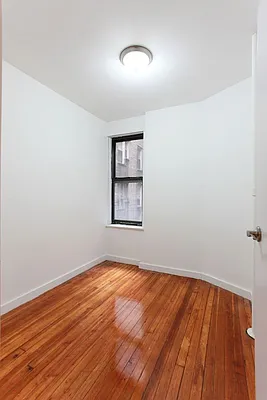 Rented by Dynamik Realty | media 31