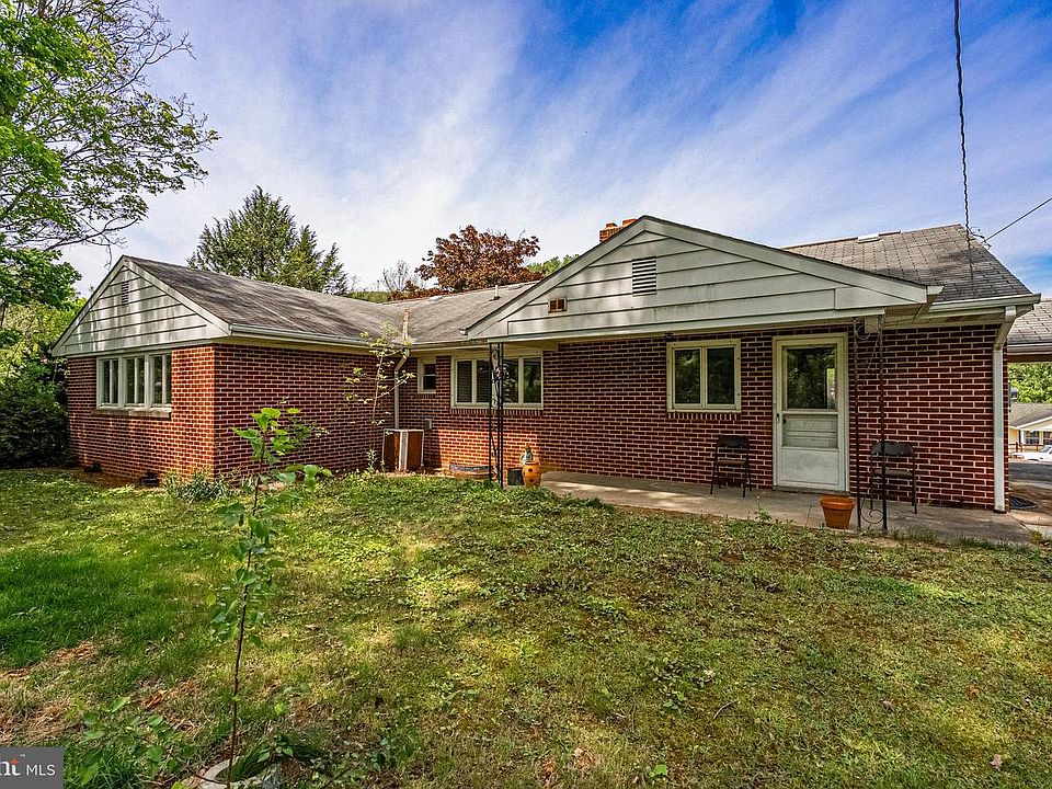 31st image of 1249 Braddock Rd