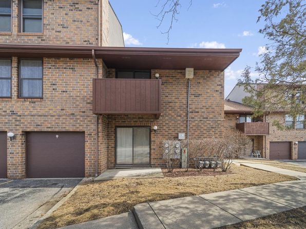 9010 North Park Plaza COURT, Brown Deer, WI 53223