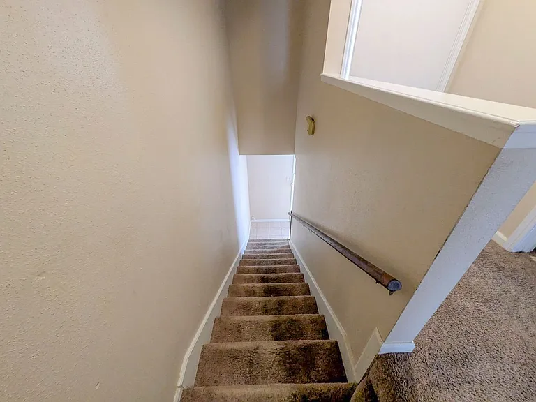 9030 Glen Meadow Ln — Photo 6