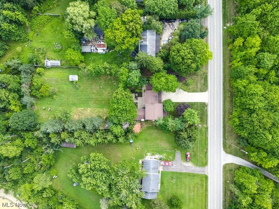 2327 Weymouth Rd, Hinckley, OH 44233 Zillow