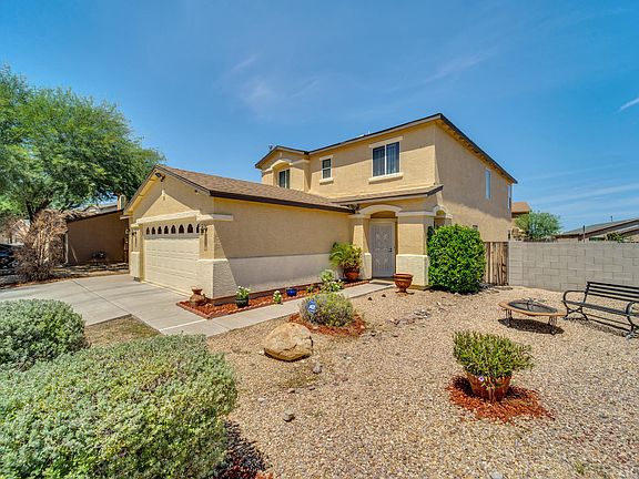 2nd image of 1112 W Camino Luna Llena