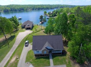 1061 Lake Pointe Dr, Arley, AL 35541