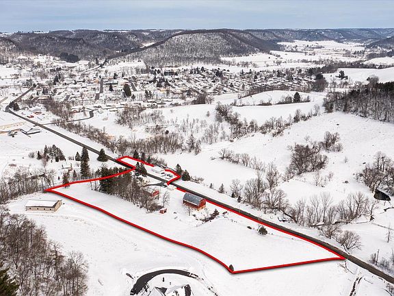 4th image of S921 Sveum Ridge ROAD