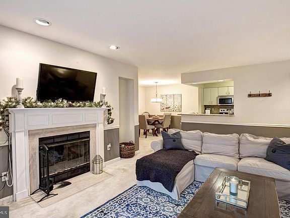 2nd image of 7713 Lafayette Forest Dr #131