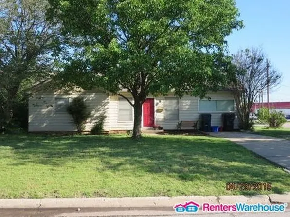 2901 Somerset Pl, Oklahoma City, OK 73116