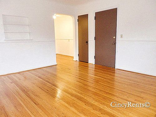 2nd image of 2782 Observatory Ave APT 6