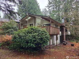 31 E Village View Drive, Allyn, WA