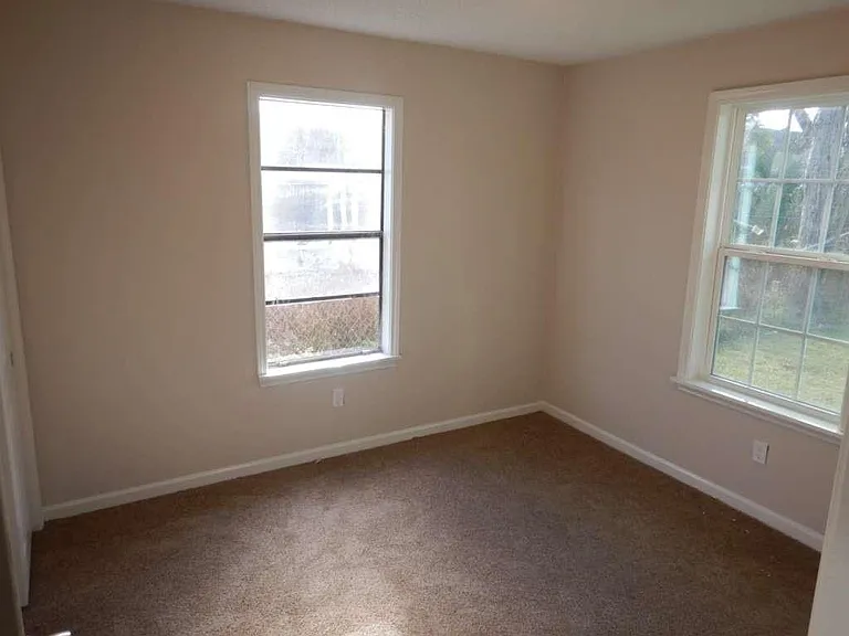 4218 Buck St — Photo 9