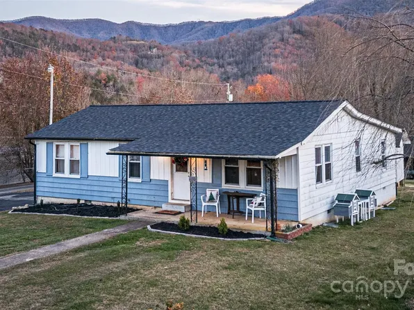 130 Clifton Ave #8&9, Bryson City, NC 28713