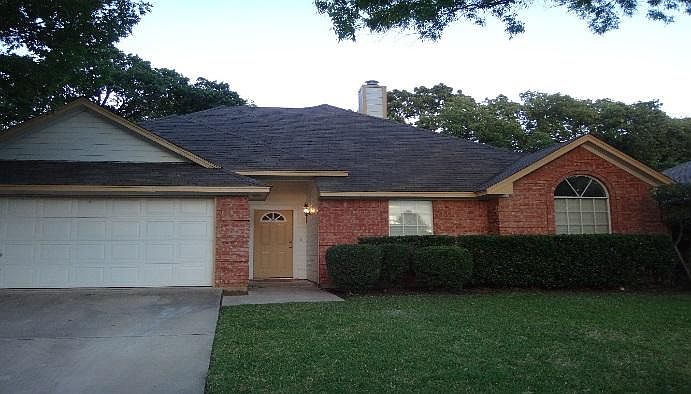 1212 Oak Tree Drive, Denton, TX 76209