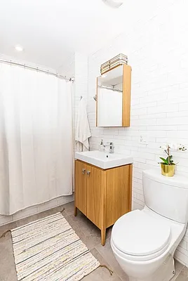 Rented by LG Fairmont Group | media 39