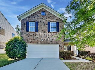 10922 Adelaide Ct, Charlotte, NC 28213