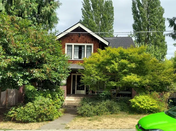 9042 6th Avenue NW, Seattle, WA 98117