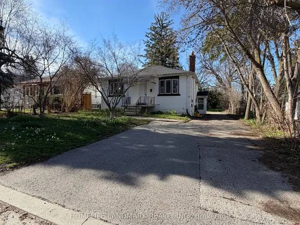 95 Roseview Ave, Richmond Hill, ON L4C 1C6
