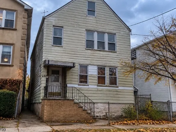 468 4Th Ave, Elizabeth City, NJ 07206