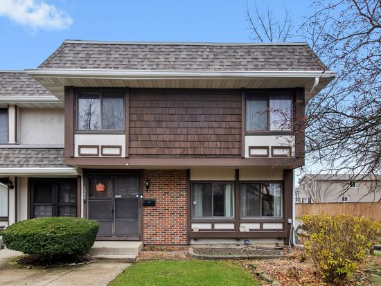 5500 Montibello Dr, Hanover Park, IL 60133
