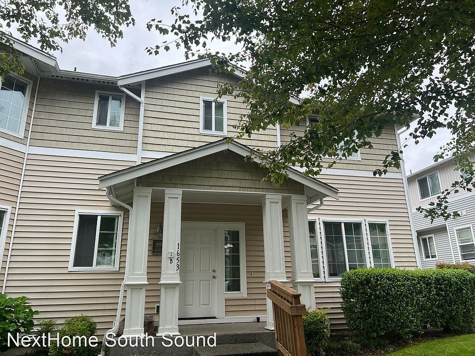 1st image of 1653 Burnside Pl Unit B