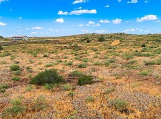15865 E Broken Bit Rd, Mayer, AZ 86333