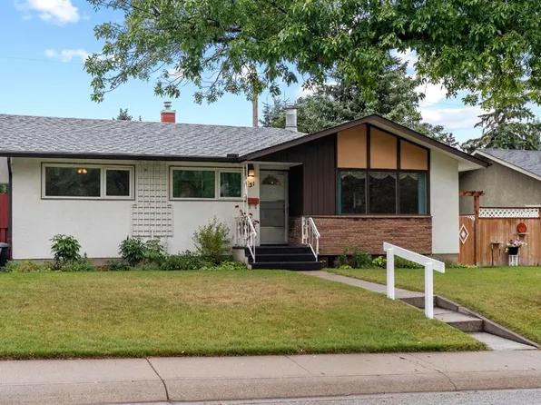 31 SW Foster Rd SE, Calgary, AB T2H 0V9