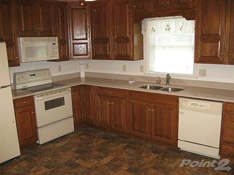 258 Kathy Ct kitchen