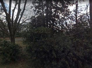 283 Dewey St, Lucedale, MS 39452