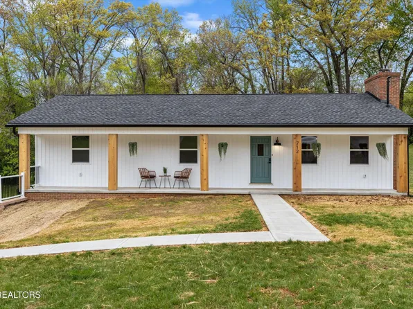 712 Gladstone Cir, Maryville, TN 37804