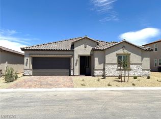 5704 E Badlands Ln, Pahrump, NV 89061