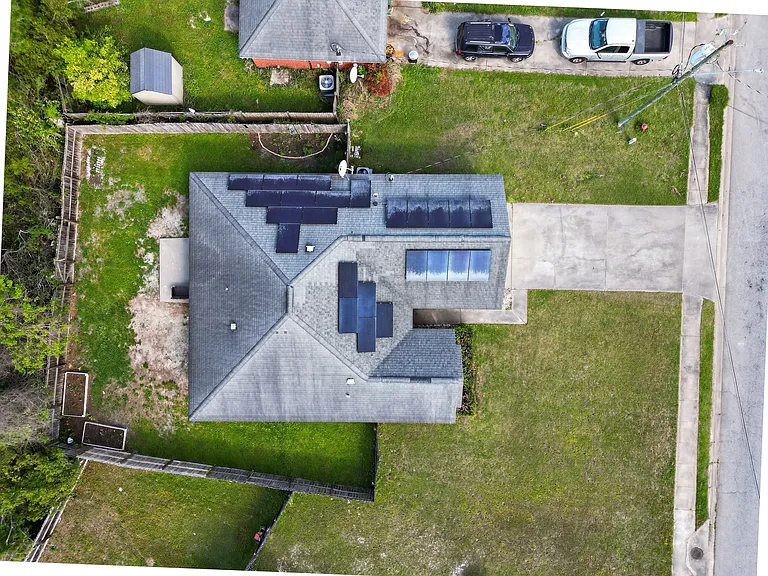 31 Idus Ln — Photo 5