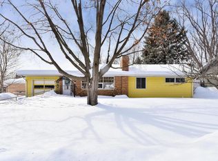 8425 Meadow Lake Rd E, New Hope, MN 55428