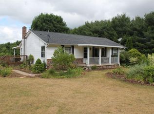 8760 Roe Rd, Chelsea, MI 48118