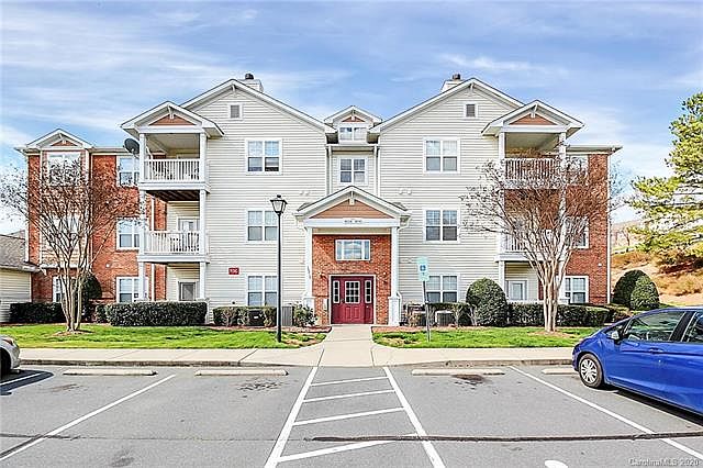 1st image of 10734 Hill Point Ct #10734