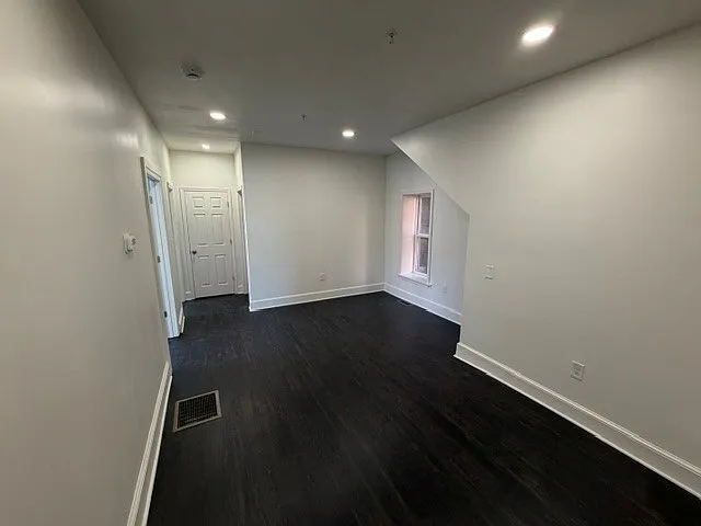 200-202 S Duke St #2 — Photo 3