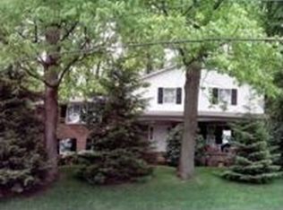 728 Tribune Review Dr, Greensburg, PA