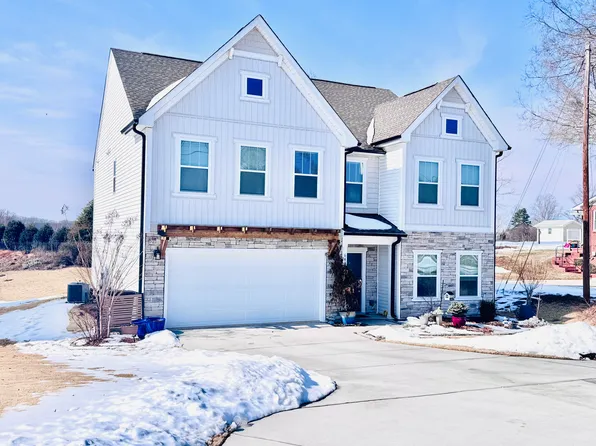 648 Meadowlark Dr, Winston Salem, NC 27106