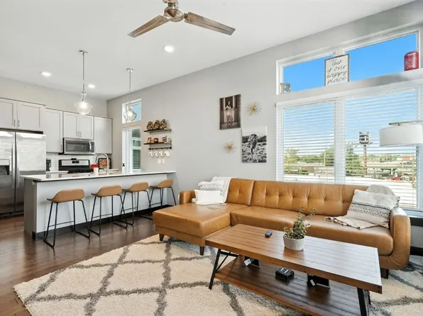 200 3rd Ave SW #301, Cedar Rapids, IA 52404