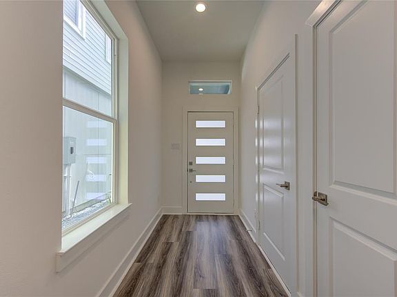 4th image of 1106 Paul Quinn Street #K