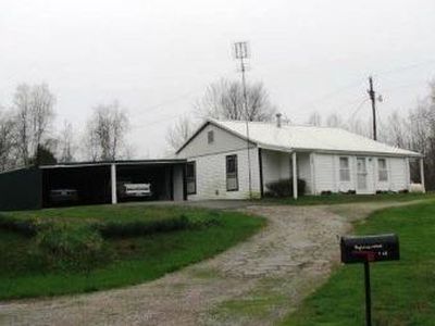 720 Maple Leaf Lake Ln, Utica, KY, 42376