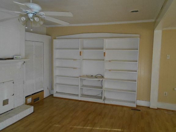 Additional Living Room