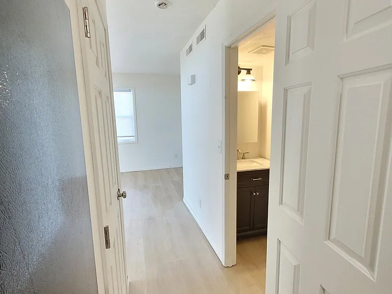 20 Westhaven Dr — Photo 15
